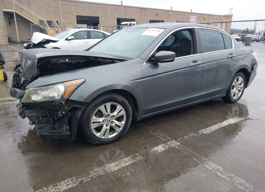 Photo 2 of 2011 Honda Accord 2.4 LX-P (VIN 1HGCP2F44BA152697)