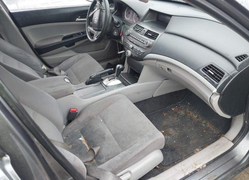 Photo 5 of 2011 Honda Accord 2.4 LX-P (VIN 1HGCP2F44BA152697)