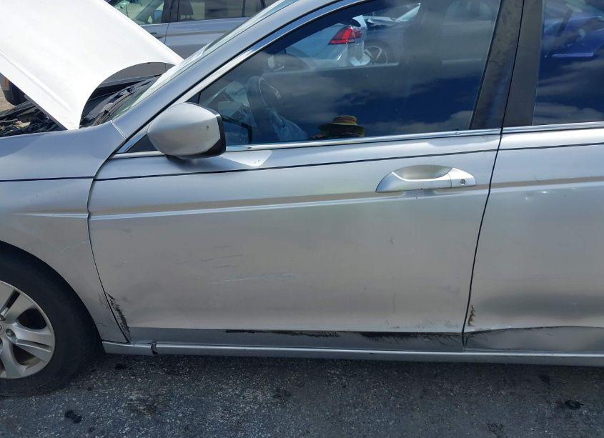 Photo 14 of 2010 Honda Accord 2.4 LX-P (VIN 1HGCP2F45AA001124)