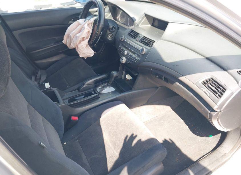 Photo 5 of 2010 Honda Accord 2.4 LX-P (VIN 1HGCP2F45AA001124)