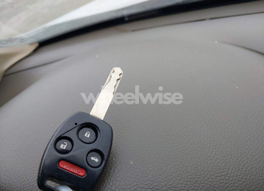 Photo 11 of 2010 Honda Accord 2.4 LX-P (VIN 1HGCP2F45AA107069)