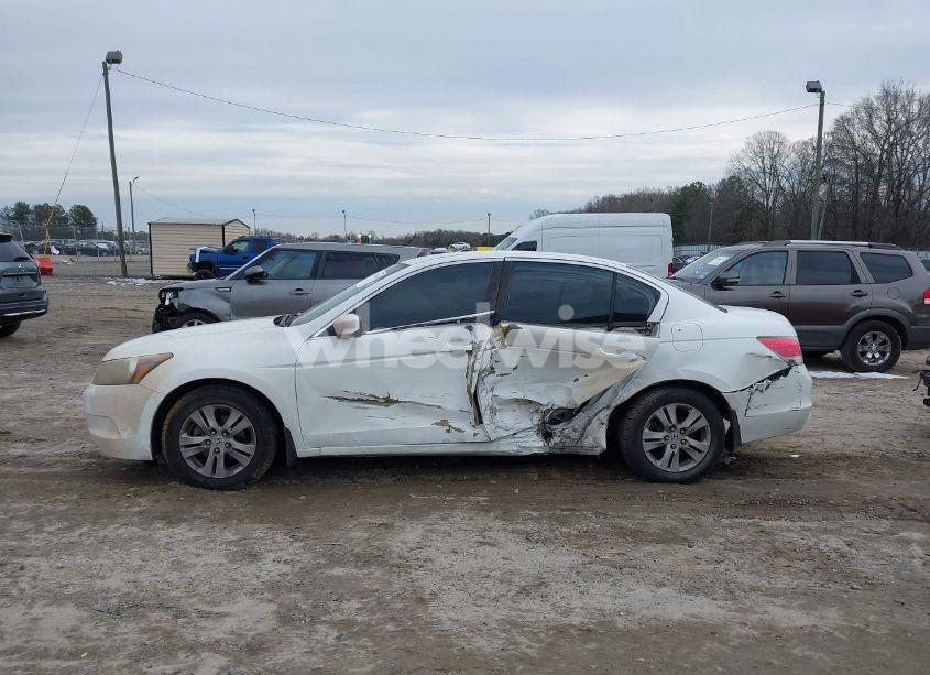 Photo 14 of 2010 Honda Accord 2.4 LX-P (VIN 1HGCP2F45AA107069)