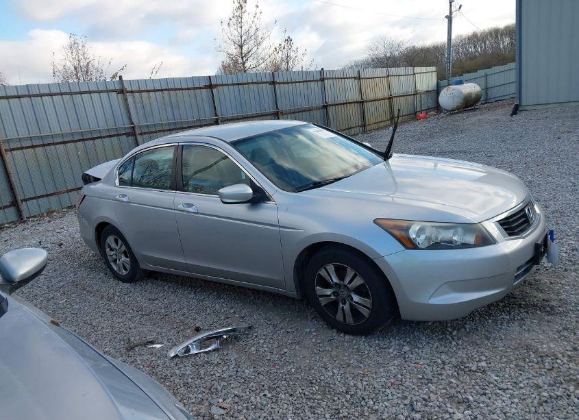 Photo 13 of 2010 Honda Accord 2.4 LX-P (VIN 1HGCP2F45AA128293)