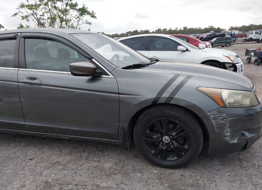 Photo 14 of 2010 Honda Accord 2.4 LX-P (VIN 1HGCP2F45AA156899)