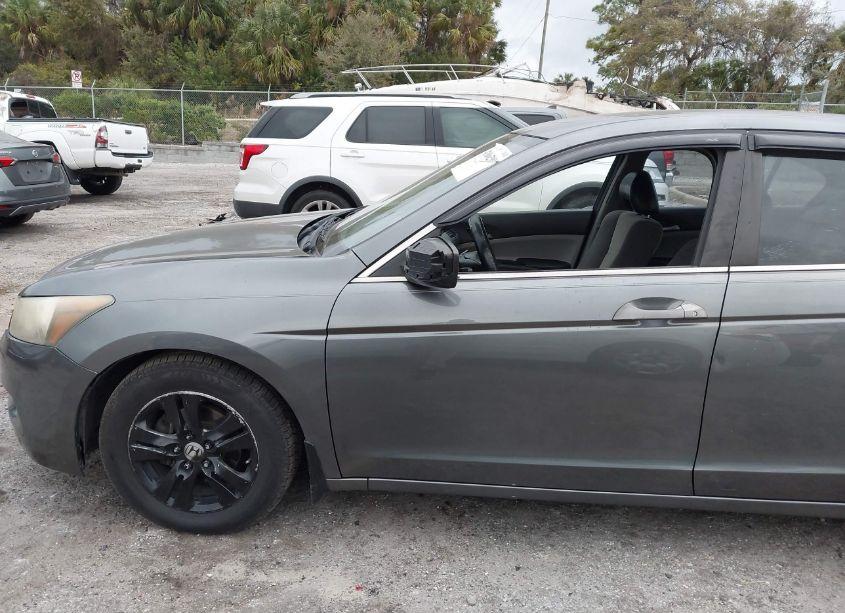 Photo 15 of 2010 Honda Accord 2.4 LX-P (VIN 1HGCP2F45AA156899)