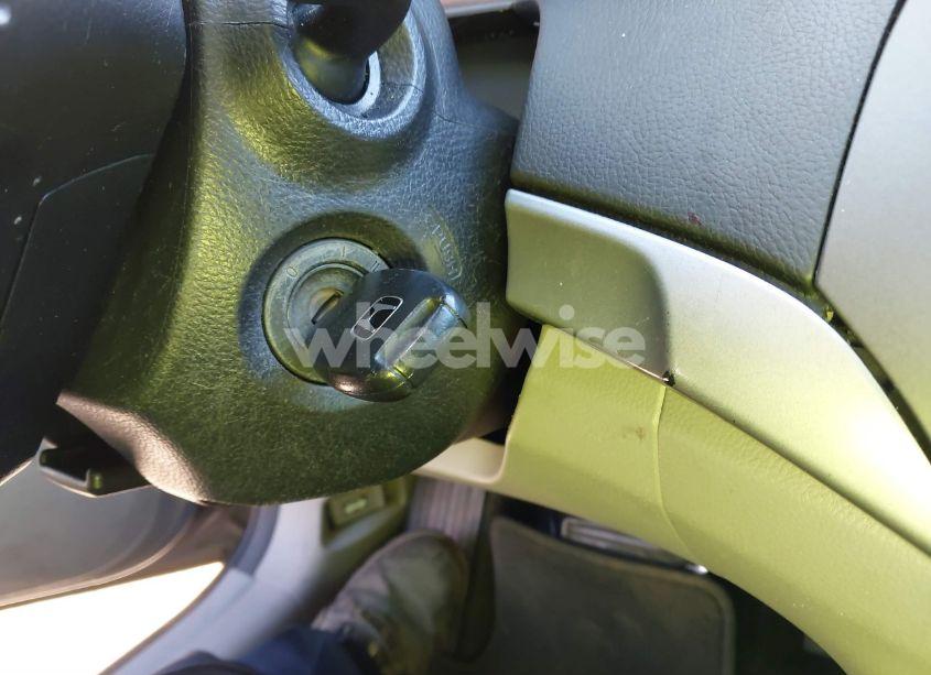 Photo 11 of 2011 Honda Accord SDN (VIN 1HGCP2F45BA041298)