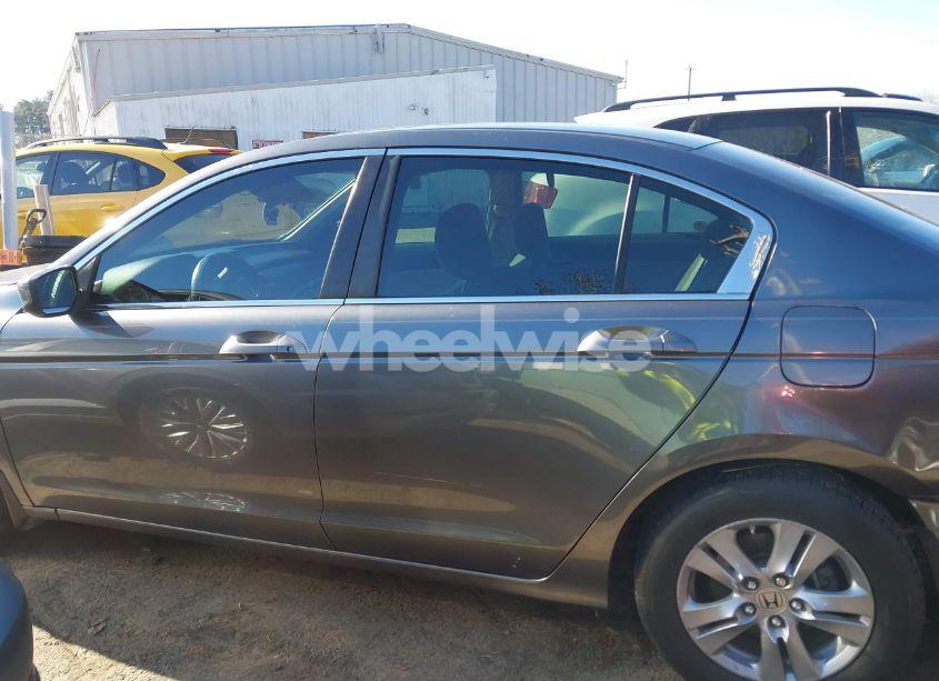 Photo 14 of 2011 Honda Accord SDN (VIN 1HGCP2F45BA041298)