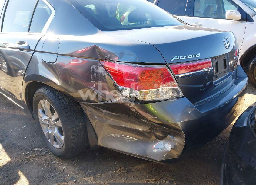 Photo 6 of 2011 Honda Accord SDN (VIN 1HGCP2F45BA041298)