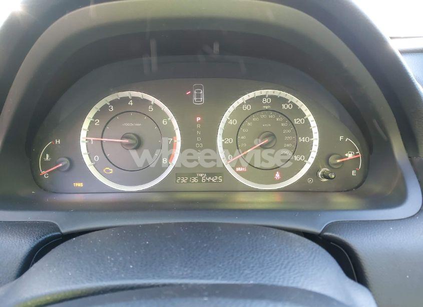 Photo 7 of 2011 Honda Accord SDN (VIN 1HGCP2F45BA041298)