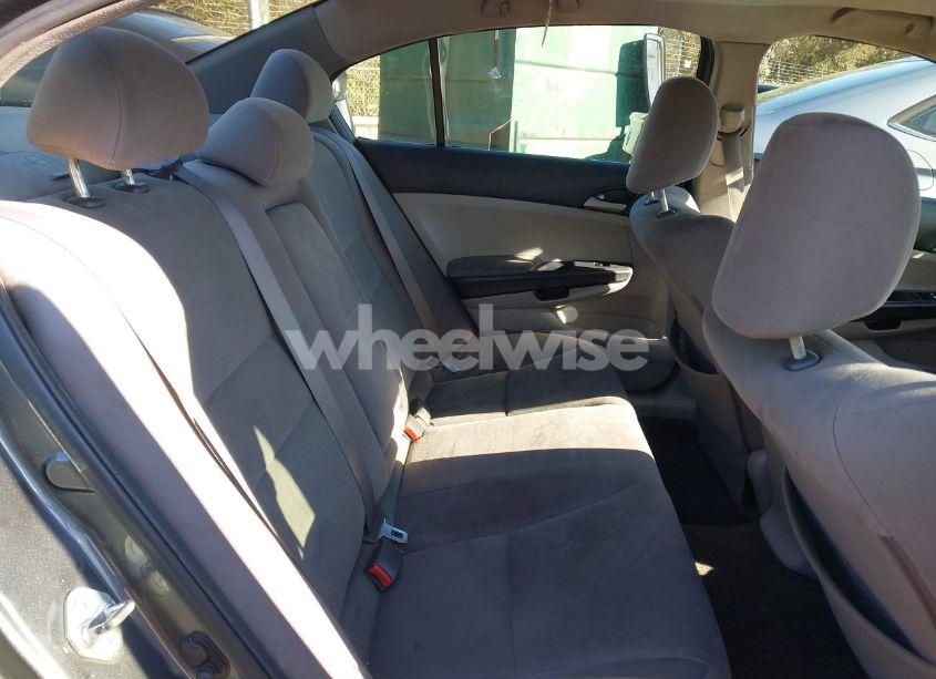 Photo 8 of 2011 Honda Accord SDN (VIN 1HGCP2F45BA041298)