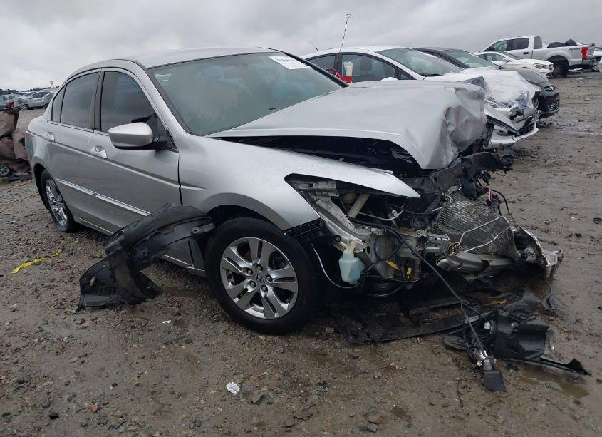 2011 Honda Accord 2.4 LX-P (VIN 1HGCP2F45BA099573) main photo