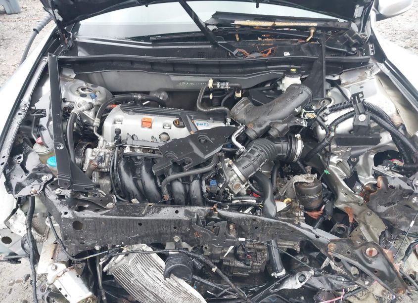 Photo 10 of 2011 Honda Accord 2.4 LX-P (VIN 1HGCP2F45BA099573)