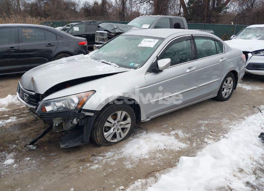 Photo 2 of 2010 Honda Accord 2.4 LX-P (VIN 1HGCP2F46AA020961)