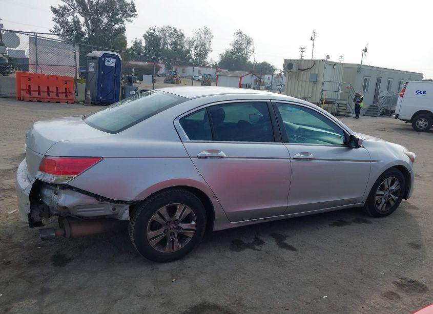 Photo 13 of 2010 Honda Accord 2.4 LX-P (VIN 1HGCP2F46AA056553)