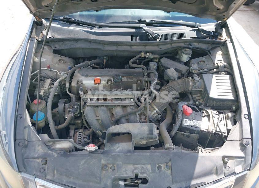 Photo 10 of 2010 Honda Accord 2.4 LX-P (VIN 1HGCP2F46AA185151)