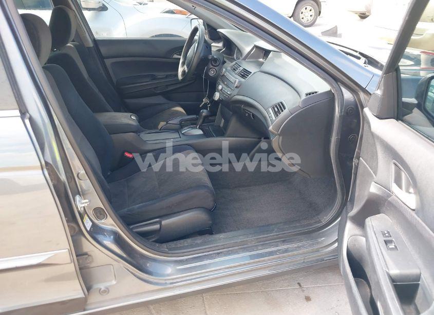 Photo 5 of 2010 Honda Accord 2.4 LX-P (VIN 1HGCP2F46AA185151)