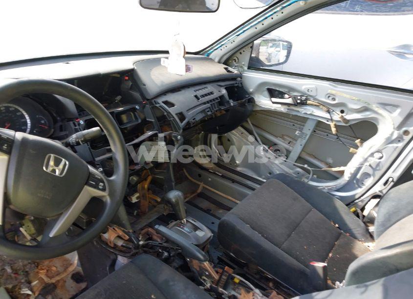 Photo 14 of 2010 Honda Accord 2.4 LX-P (VIN 1HGCP2F46AA188535)