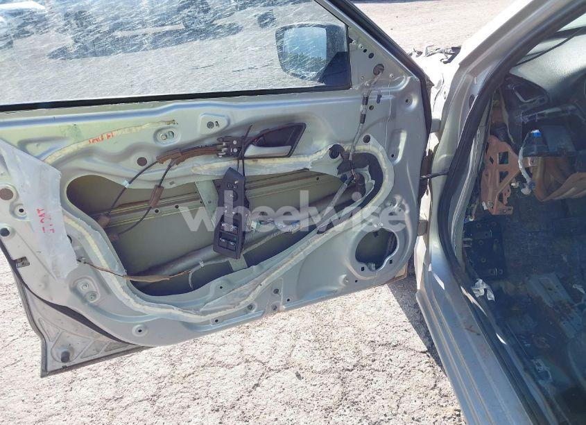 Photo 15 of 2010 Honda Accord 2.4 LX-P (VIN 1HGCP2F46AA188535)