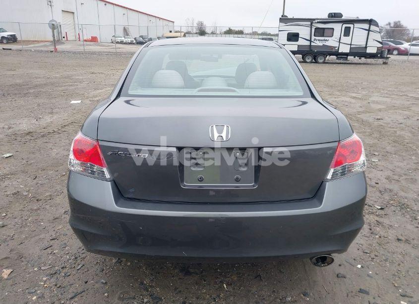 Photo 16 of 2010 Honda Accord 2.4 LX-P (VIN 1HGCP2F47AA005630)