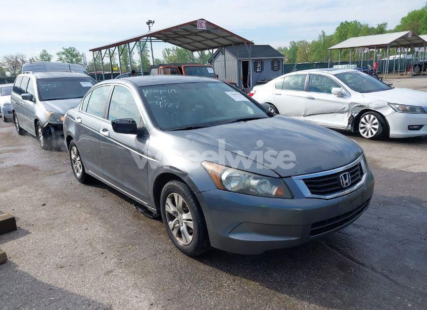 2010 Honda Accord 2.4 LX-P (VIN 1HGCP2F47AA028065) main photo