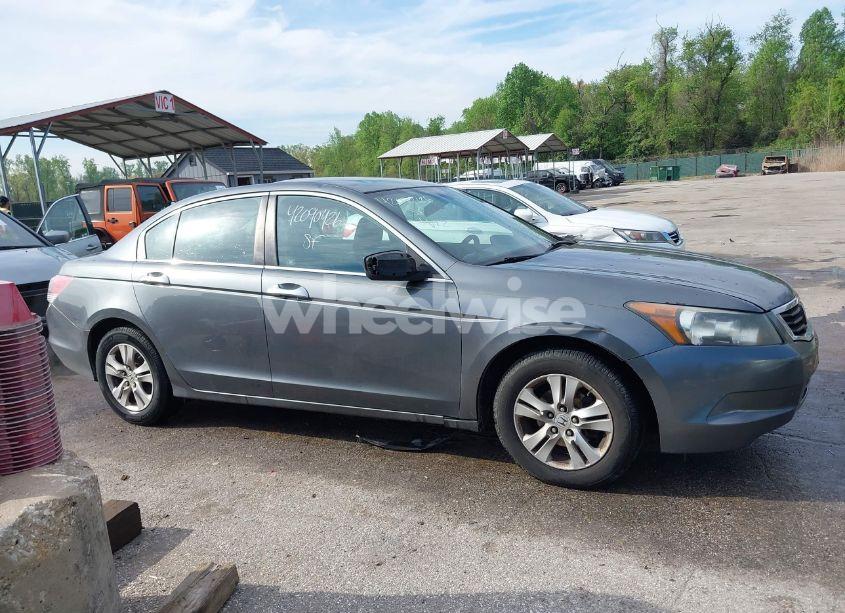 Photo 13 of 2010 Honda Accord 2.4 LX-P (VIN 1HGCP2F47AA028065)