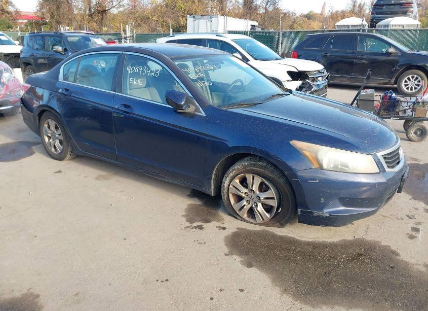 2010 Honda Accord 2.4 LX-P (VIN 1HGCP2F47AA054732) main photo