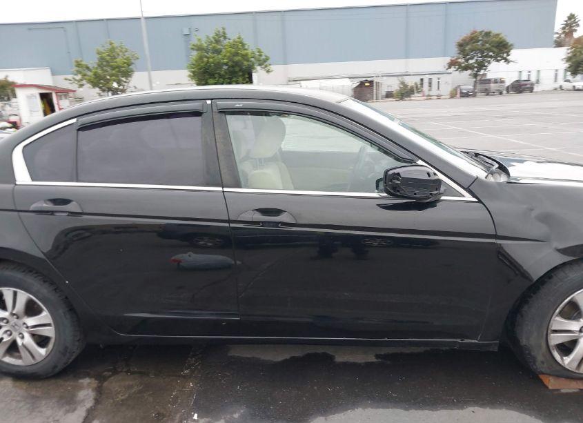 Photo 13 of 2010 Honda Accord 2.4 LX-P (VIN 1HGCP2F47AA099413)