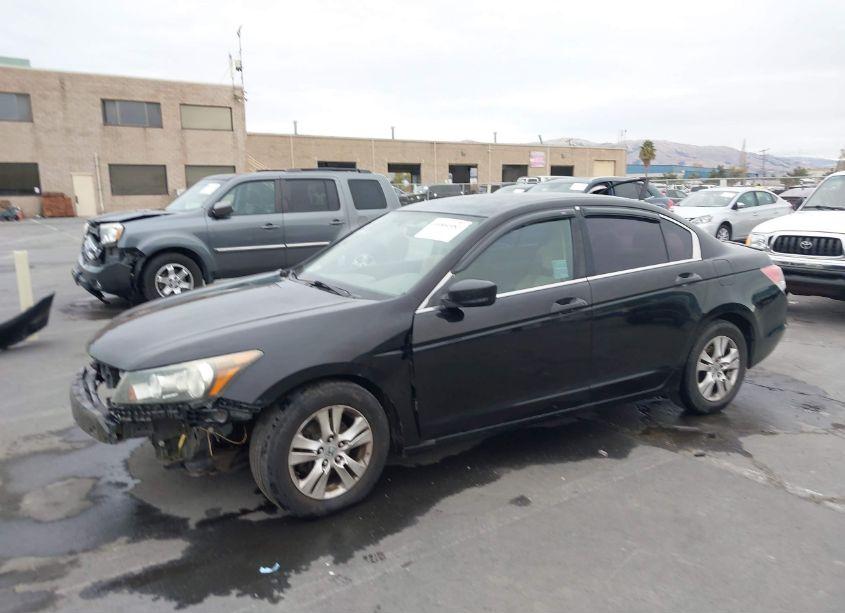 Photo 2 of 2010 Honda Accord 2.4 LX-P (VIN 1HGCP2F47AA099413)