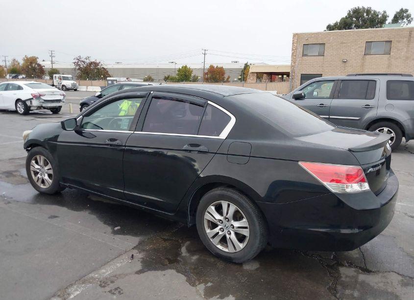 Photo 3 of 2010 Honda Accord 2.4 LX-P (VIN 1HGCP2F47AA099413)