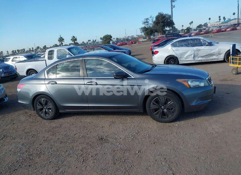 Photo 13 of 2010 Honda Accord 2.4 LX-P (VIN 1HGCP2F47AA171680)