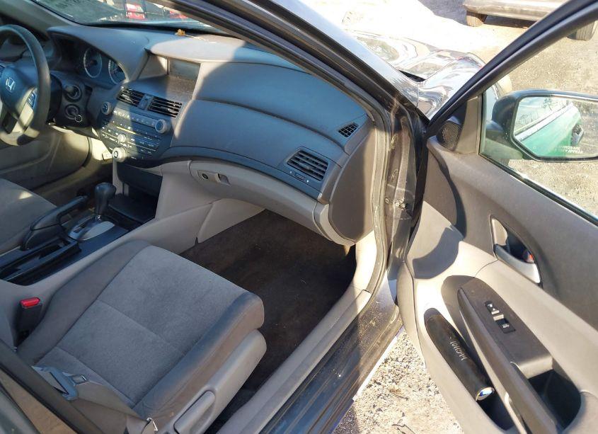 Photo 5 of 2010 Honda Accord 2.4 LX-P (VIN 1HGCP2F48AA052231)