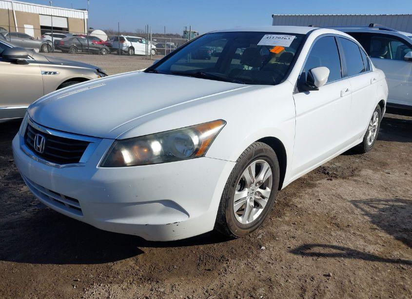 Photo 2 of 2010 Honda Accord 2.4 LX-P (VIN 1HGCP2F48AA122844)