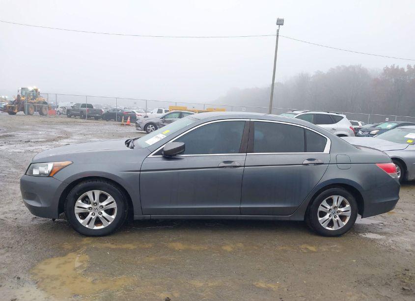 Photo 14 of 2010 Honda Accord 2.4 LX-P (VIN 1HGCP2F48AA124643)
