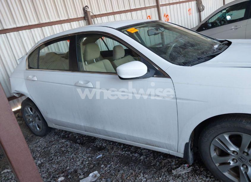 Photo 14 of 2011 Honda Accord 2.4 LX-P (VIN 1HGCP2F48BA022308)