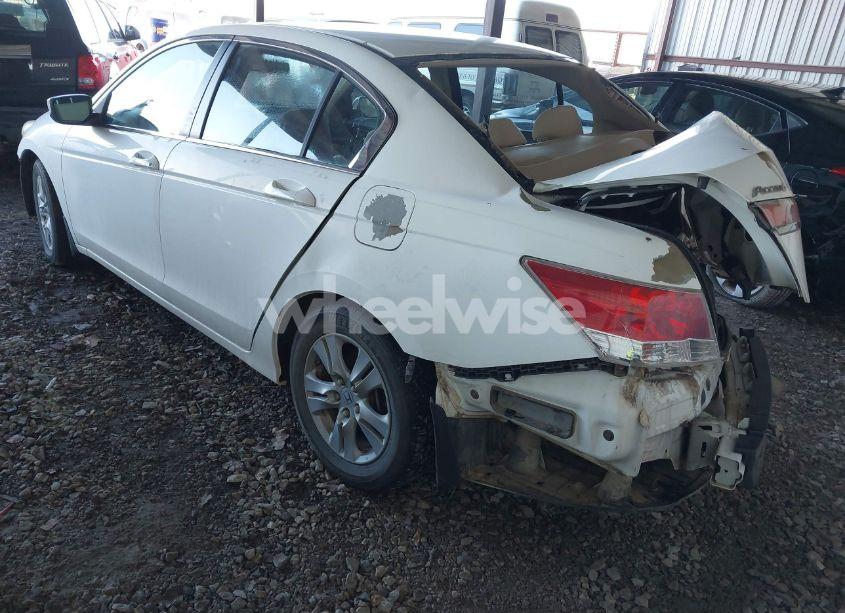 Photo 3 of 2011 Honda Accord 2.4 LX-P (VIN 1HGCP2F48BA022308)