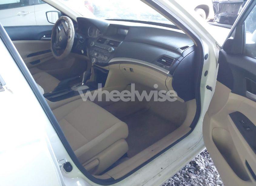 Photo 5 of 2011 Honda Accord 2.4 LX-P (VIN 1HGCP2F48BA022308)