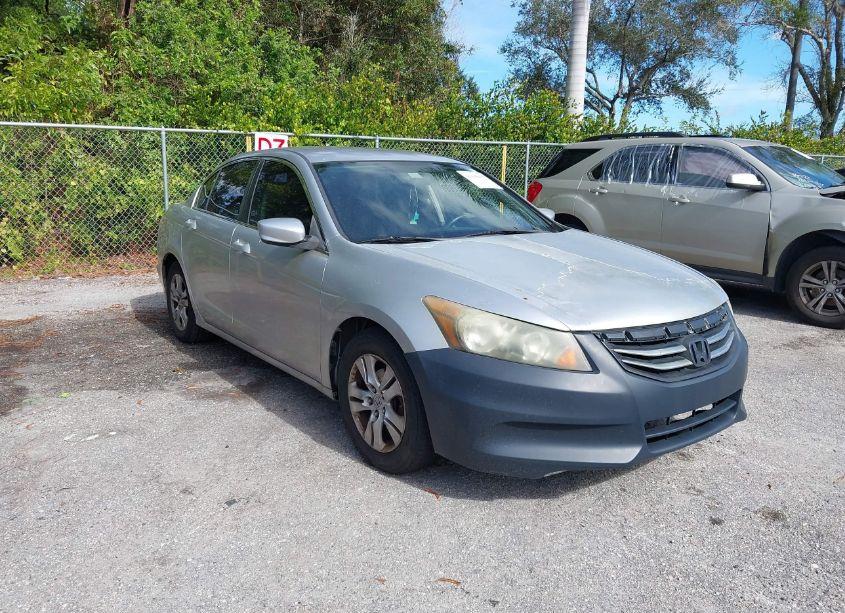 2011 Honda Accord 2.4 LX-P (VIN 1HGCP2F48BA061349) main photo