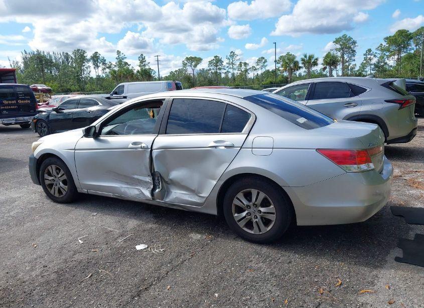 Photo 14 of 2011 Honda Accord 2.4 LX-P (VIN 1HGCP2F48BA061349)