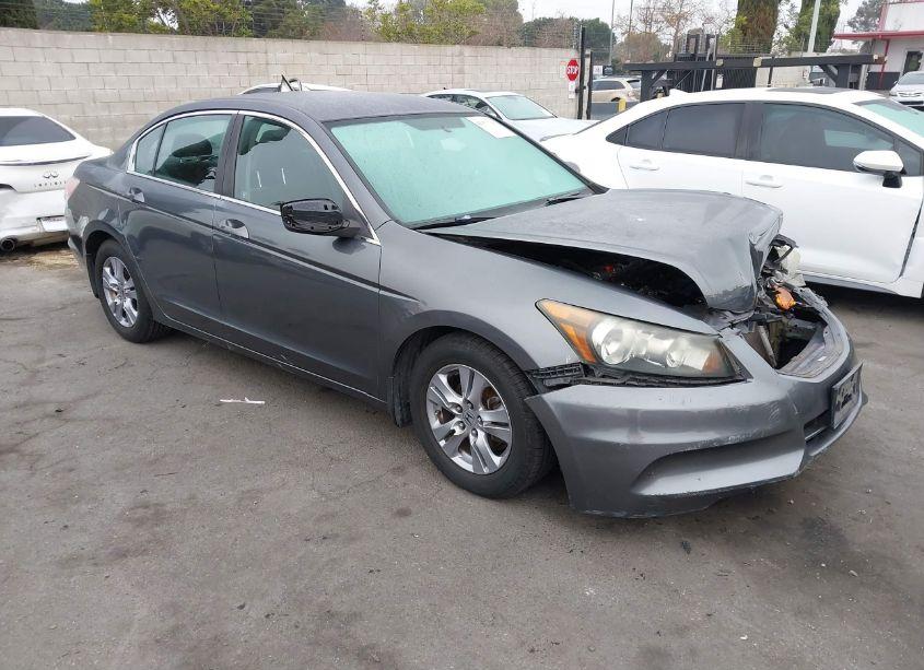 2011 Honda Accord 2.4 LX-P (VIN 1HGCP2F48BA137510) main photo
