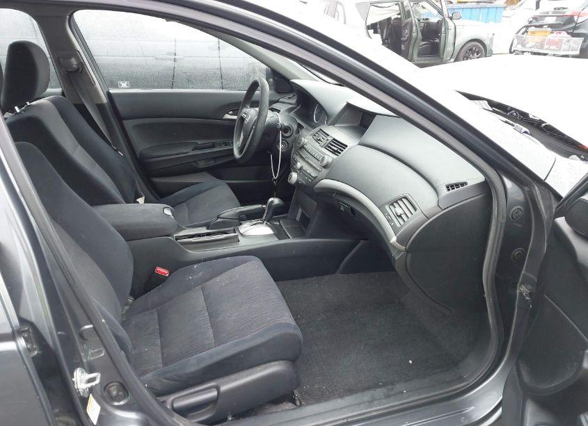 Photo 5 of 2011 Honda Accord 2.4 LX-P (VIN 1HGCP2F48BA137510)