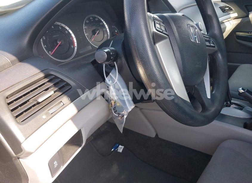 Photo 18 of 2011 Honda Accord 2.4 LX-P (VIN 1HGCP2F48BA139967)