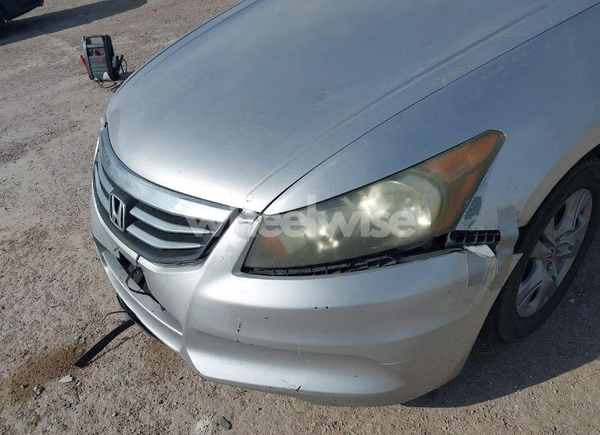 Photo 6 of 2011 Honda Accord 2.4 LX-P (VIN 1HGCP2F48BA147471)