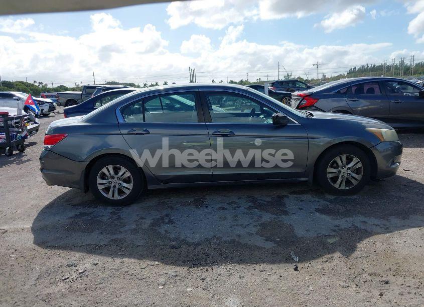 Photo 13 of 2010 Honda Accord 2.4 LX-P (VIN 1HGCP2F49AA052111)