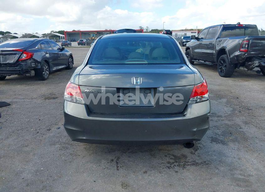 Photo 16 of 2010 Honda Accord 2.4 LX-P (VIN 1HGCP2F49AA052111)
