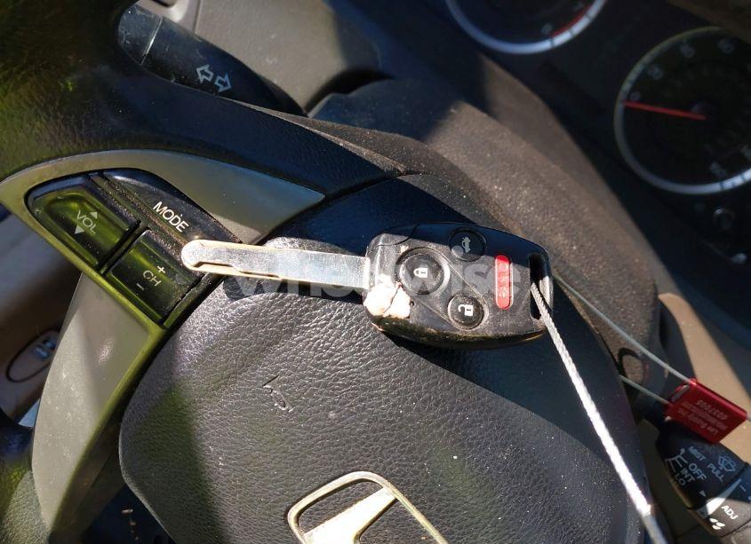 Photo 11 of 2010 Honda Accord 2.4 LX-P (VIN 1HGCP2F49AA056496)