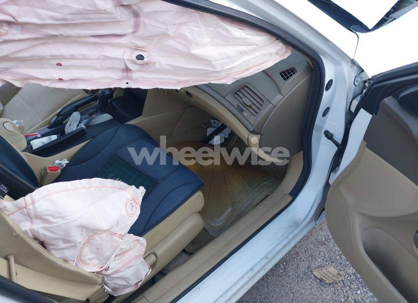 Photo 5 of 2010 Honda Accord 2.4 LX-P (VIN 1HGCP2F49AA057518)