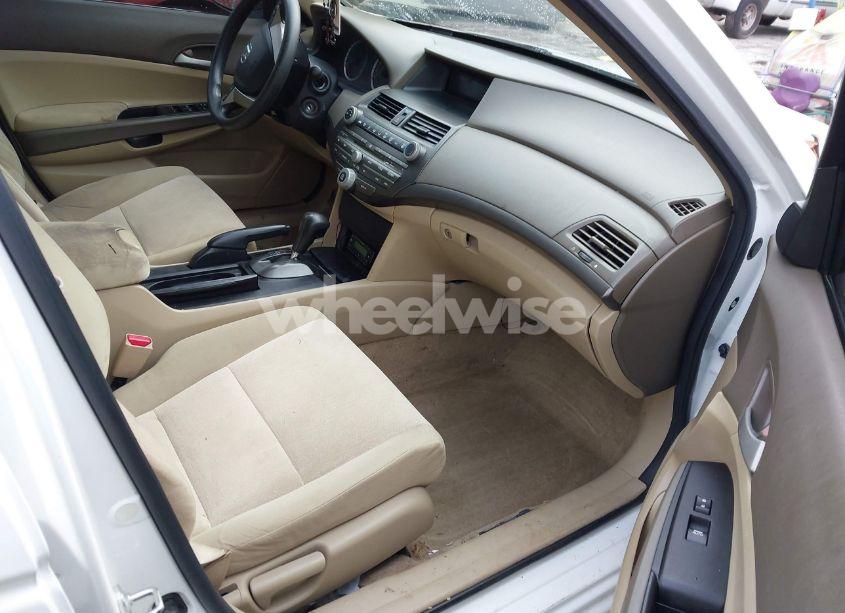 Photo 5 of 2010 Honda Accord 2.4 LX-P (VIN 1HGCP2F49AA071922)