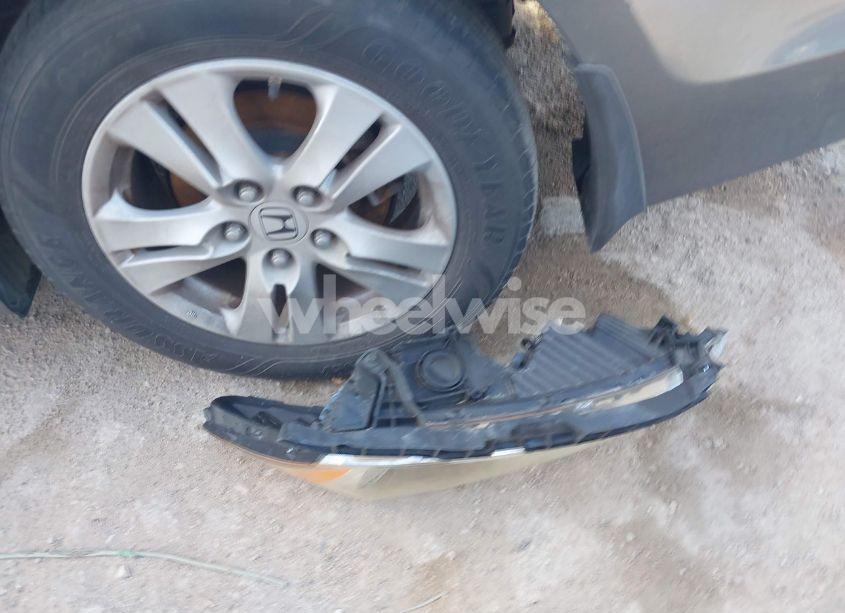 Photo 11 of 2010 Honda Accord 2.4 LX-P (VIN 1HGCP2F49AA083990)