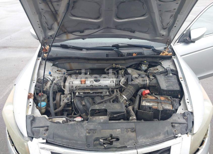 Photo 10 of 2010 Honda Accord 2.4 LX-P (VIN 1HGCP2F49AA098957)