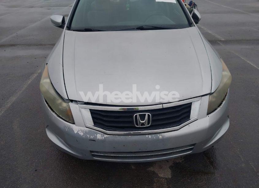 Photo 17 of 2010 Honda Accord 2.4 LX-P (VIN 1HGCP2F49AA098957)